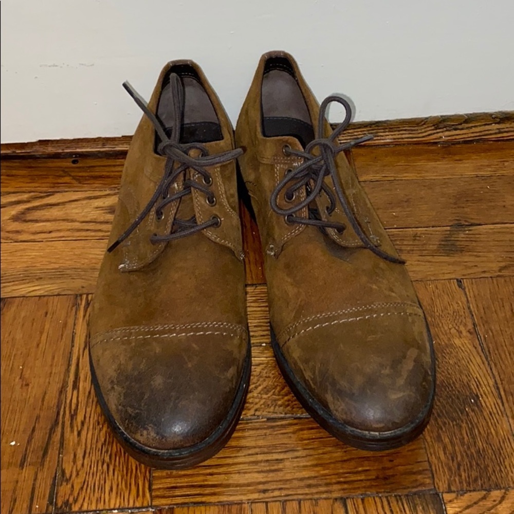 New Clark’s brown shoes size: 12M